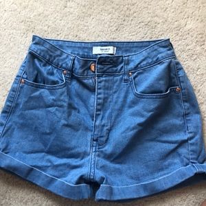 forever 21 jean shorts (fits size 2-4)